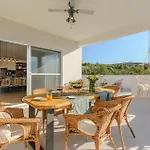 Amazing Home In Splitska-Supetar Casa vacanze