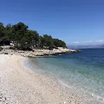 Amazing Home In Splitska-Supetar Casa vacanze