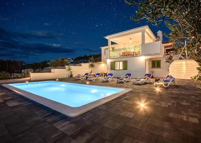 In Splitska-supetar With Wifi *