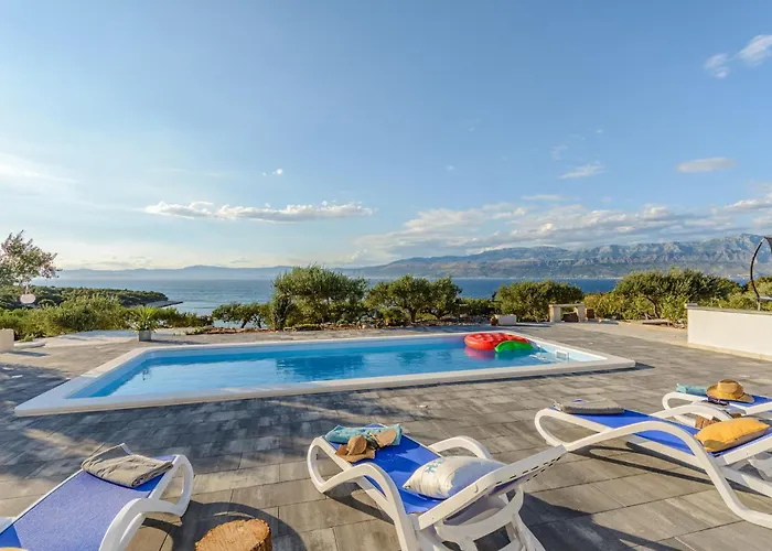 In Splitska-supetar With Wifi